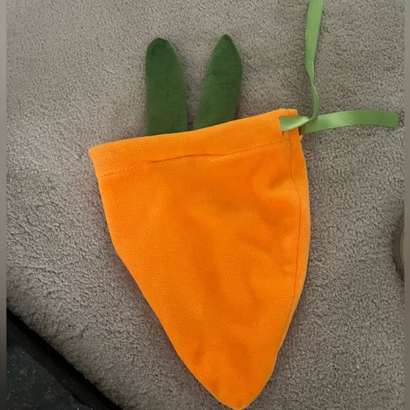 White Rabbit Shaped Candle - Picture 5 of 7